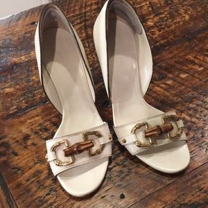 Gucci Open Toe Pumps Bamboo Horsebit Cream Size 6B